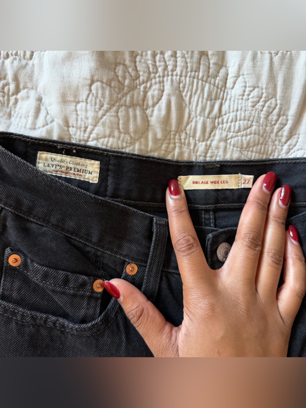 Levi's Ribcage Wide Leg Jeans in Black